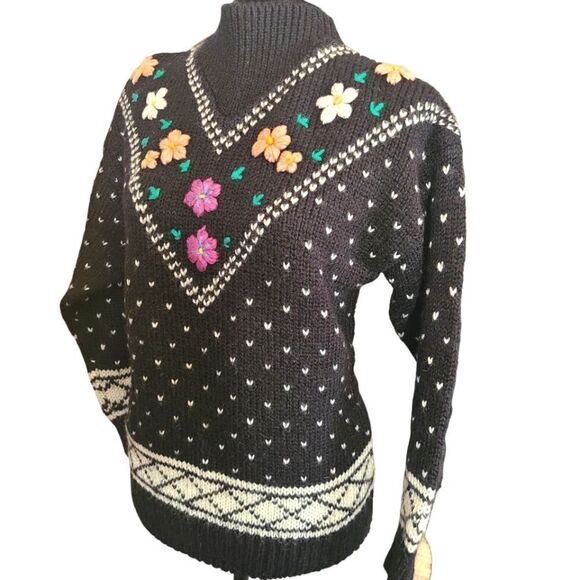 PACIFIC COAST HIGHWAY Sweater Crewel Embroidered Black Colorful size S/P - Picture 3 of 12